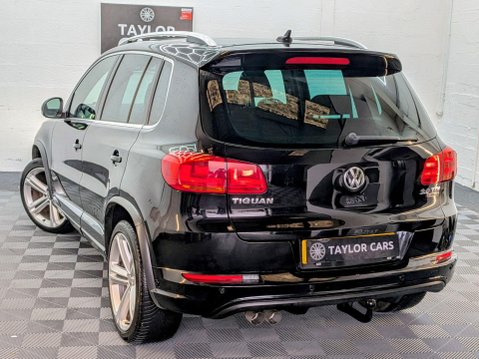 Volkswagen Tiguan 2.0 TDI BlueMotion Tech R-Line 4WD Euro 6 (s/s) 5dr 8