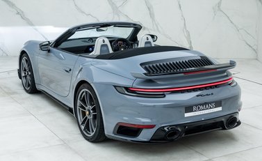 Porsche 911 Turbo S Cabriolet (992) 10