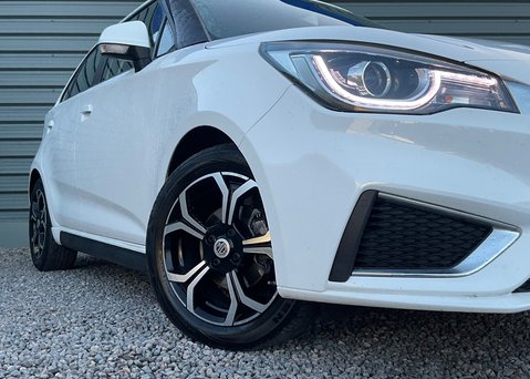 MG MG3 1.5 VTI-TECH EXCLUSIVE NAV 2