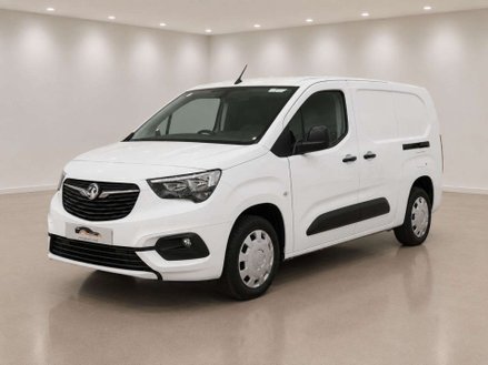 Vauxhall Combo 1.5 Turbo D 2300 Edition Panel Van 4dr Diesel Auto L2 H1 Euro 6 (s/s) (130 
