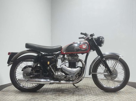 BSA A10 SUPER ROCKET 650 1961 GENUINE 7K BARN FIND CLASSIC BIKE 650CC