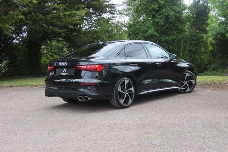 Audi S3 2.0 TFSI S Tronic quattro Euro 6 (s/s) 4dr 3