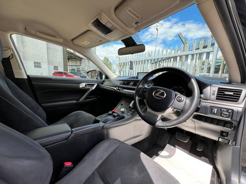 Lexus CT 200H SE 34