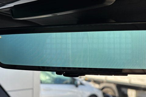 Land Rover Defender 90 D300 Hard Top X-Dynamic HSE 35