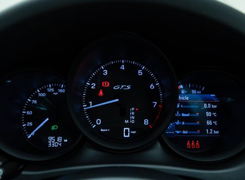 Porsche Macan GTS 23