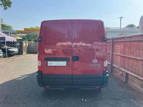 Nissan Interstar SE 2.5 DCI 100 SWB LOW ROOF 5