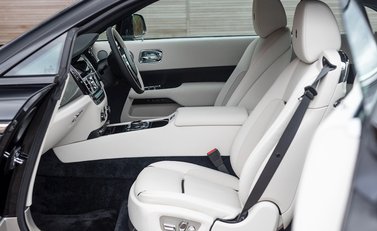 Rolls-Royce Wraith Series II 15