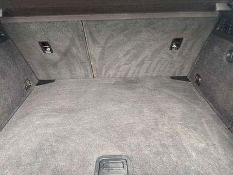 Audi A3 2.0 TDI S line Sportback Euro 6 (s/s) 5dr (Nav) 36