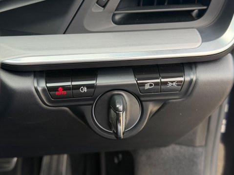 Porsche 911 CARRERA 4S PDK 16