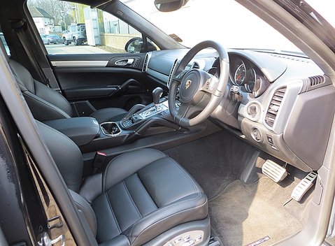 Porsche Cayenne Turbo Merdad 9