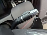 Land Rover Discovery Sport 2.0 Discovery Sport R-Dynamic SE D Auto 4WD 5dr 78