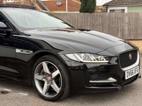 Jaguar XE 2.0d R-Sport Auto AWD Euro 6 (s/s) 4dr 11