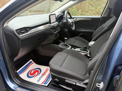Ford Focus TITANIUM 17