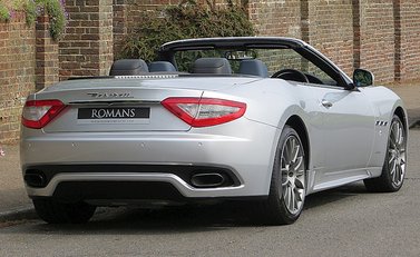 Maserati Grancabrio Sport 4