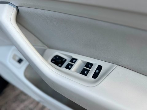 Volkswagen Passat SE BUSINESS TDI BLUEMOTION TECHNOLOGY 47