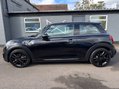 Mini Hatch COOPER 9