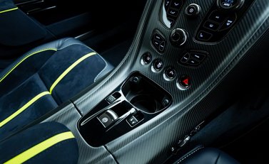 Aston Martin Rapide AMR V12 25