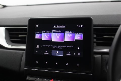 Renault Captur 5dr 1.6 E-Tech Techno Petrol Plug-in Hybrid Automatic 11