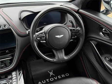 Aston Martin DBX V8 57
