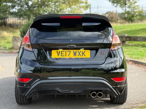 Ford Fiesta 1.6T EcoBoost ST-3 Euro 6 3dr 15