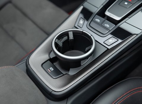 Porsche 911 Targa 4 GTS (992) 34