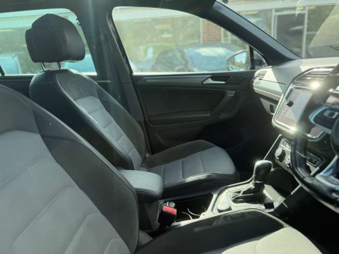 Volkswagen Tiguan 2.0 Tiguan R-Line TDI 4Motion Semi-Auto 4WD 5dr 11