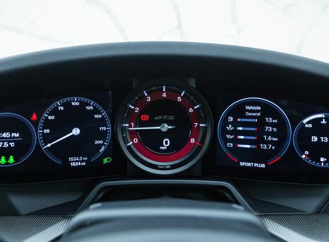 Porsche 911 Carrera GTS (992) 20