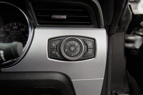 Ford Mustang ECOBOOST 15