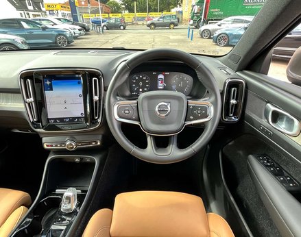 Volvo XC40 2.0 XC40 Inscription Pro T4 Auto 5dr 19