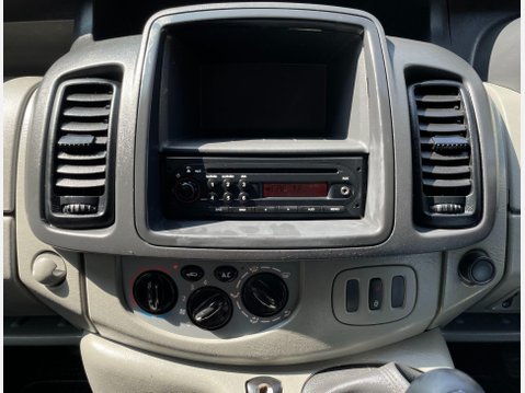 Vauxhall Vivaro 2.0 2900 CDTi FWD L1 4dr 26