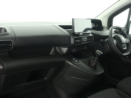 Peugeot Partner 1.5 BlueHDi 100 Professional Plus Van 11