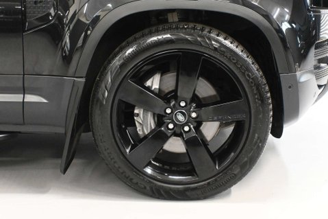 Land Rover Defender 3.0 Defender HSE D MHEV Auto 4WD 5dr 18