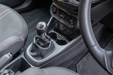 Vauxhall Corsa GRIFFIN S/S 27