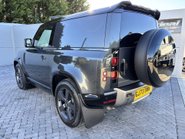 Land Rover Defender 90 D300 Hard Top X-Dynamic HSE 2