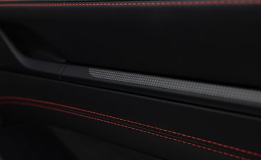 Porsche 911 Targa 4 GTS (992) 38
