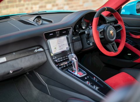 Porsche 911 (991) GT2 RS 14