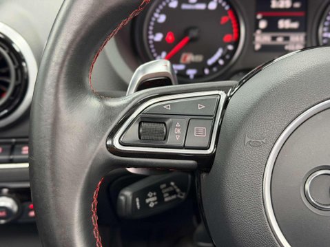 Audi RS3 2.5 TFSI Sportback 5dr Petrol S Tronic quattro Euro 6 (s/s) (Nav) (367 ps) 26