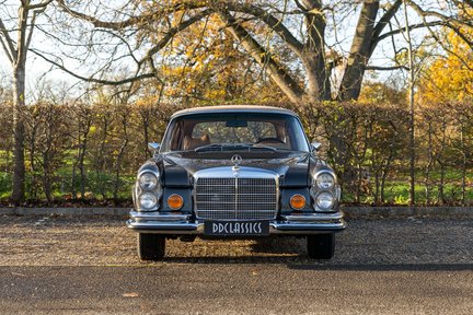 Mercedes-Benz SE 280SE 3.5 5