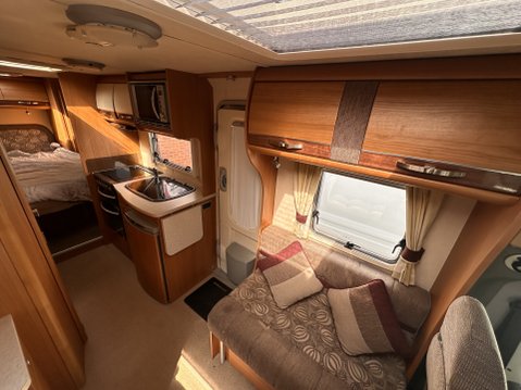 Peugeot Boxer AUTOCRUISE OAKMONT 4 BERTH 3.0 LOW PROFILE ISLAND BED 11