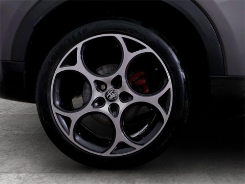 Alfa Romeo Tonale 1.3 VGT 15.5kWh Veloce SUV 5dr Petrol Plug-in Hybrid Auto Q4 AWD Euro 6 (28 10