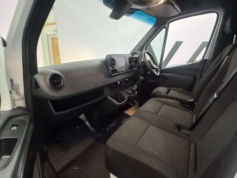 Mercedes-Benz Sprinter 2.0 Sprinter 315 Premium CDI LWB 14