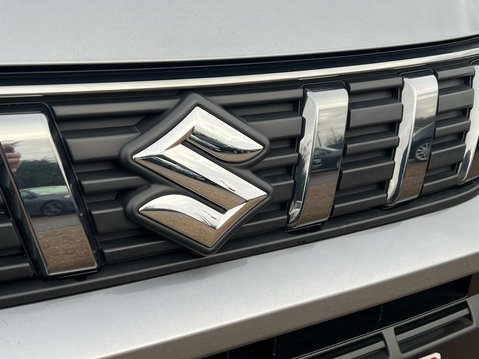 Suzuki Vitara SZ-T BOOSTERJET MHEV 13