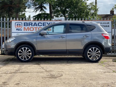 Nissan Qashqai 1.5 dCi Tekna 2WD Euro 5 5dr 8