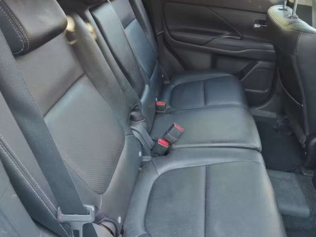 Mitsubishi Outlander 2.0h 12kWh GX4hs SUV 5dr Petrol Plug-in Hybrid CVT 4WD Euro 5 (s/s) (200 ps 24
