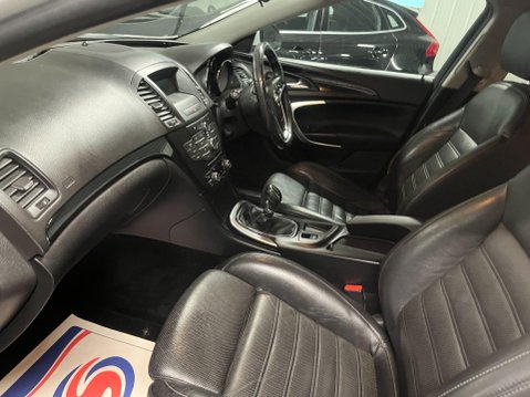 Vauxhall Insignia 2.0 CDTi SRi Euro 5 5dr 3