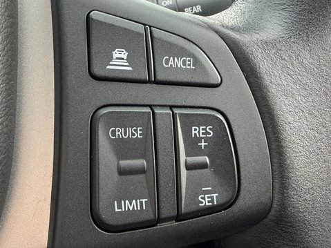 Suzuki Vitara 1.4 Boosterjet 48V Hybrid SZ5 5dr 33