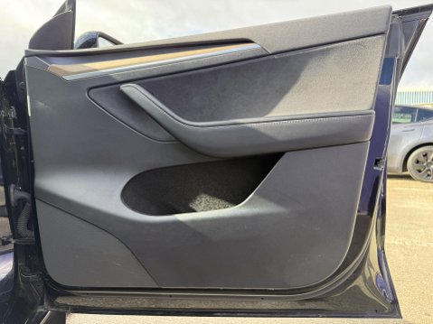 Tesla Model Y (Dual Motor) Performance SUV 5dr Electric Auto 4WDE (426 bhp) 32