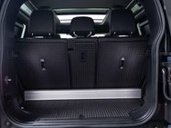 Land Rover Defender 3.0 Defender X-Dynamic SE D MHEV Auto 4WD 3dr 7