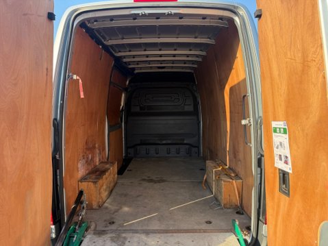 Mercedes-Benz Sprinter 2.0 319 CDI HD Premium Panel Van 5dr Diesel G-Tronic RWD L2 H2 Euro 6 (s/s) 20