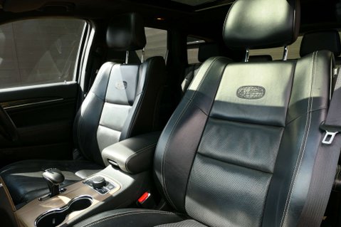 Jeep Grand Cherokee 3.0 Grand Cherokee Overland CRD Auto 4WD 5dr 34